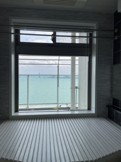 【展望】 | 浴室からの眺望、琵琶湖を眺めながらゆったりバスタイムを楽しめます