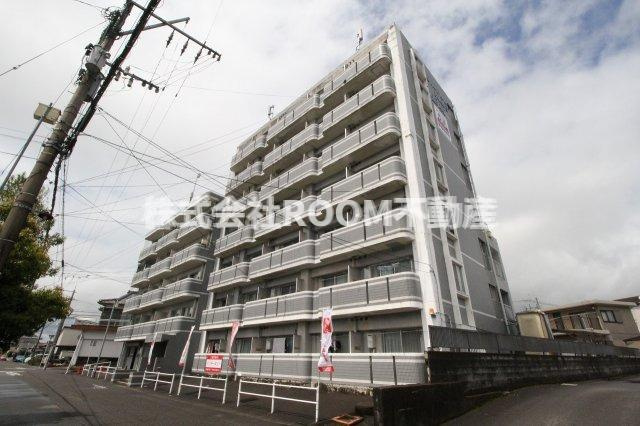 ロワイヤルヒルズ都城の外観|外観もきれいです