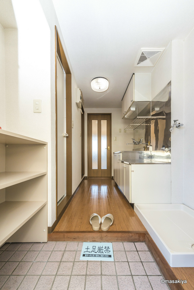 ブラウンヒルズ3番館の玄関|玄関
