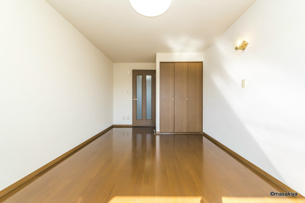 ブラウンヒルズ3番館の寝室