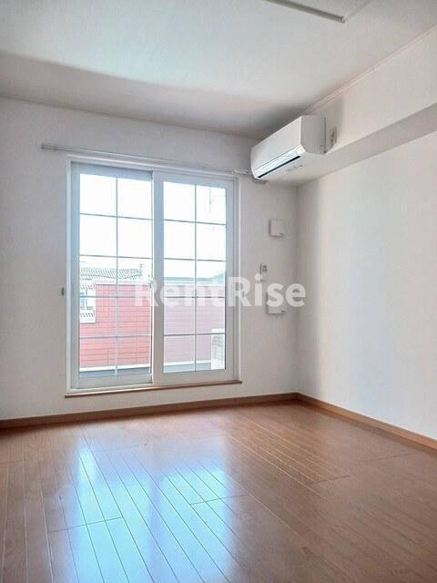 ルルーディアＢの居間・リビング