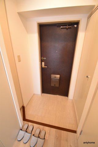 片町コート　仲介手数料無料の玄関