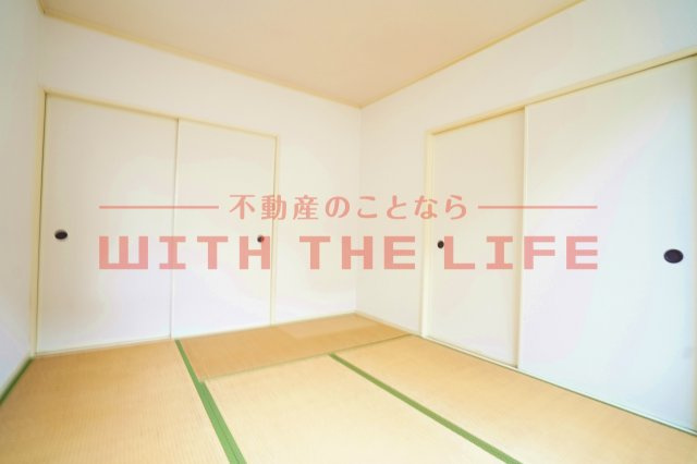 ウエストヴィレッジ【キャッシュバック対象物件】の寝室|落ち着いた色調の寝室です