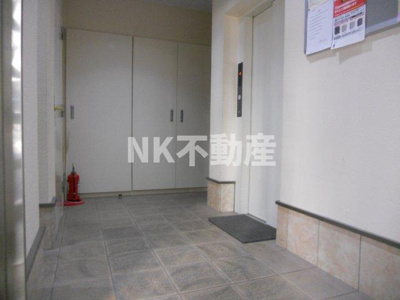 【ロビー】 | アンソレイユ菱屋西（河内小阪賃貸） | 建物の内部です