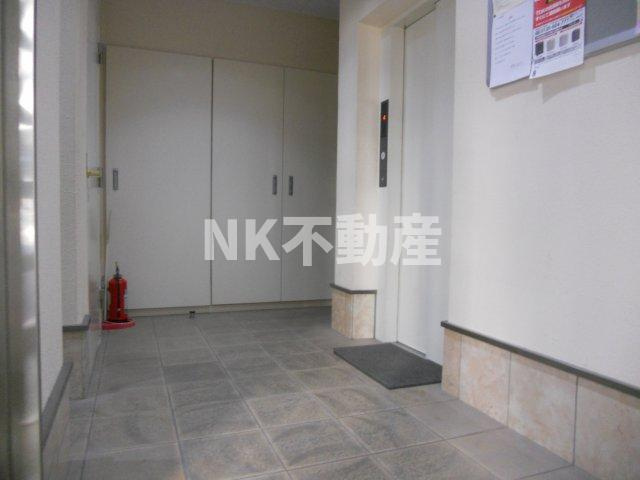 【ロビー】 | アンソレイユ菱屋西（河内小阪賃貸） | 建物の内部です