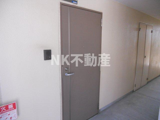 【玄関】 | アンソレイユ菱屋西（河内小阪賃貸） | 廊下です。