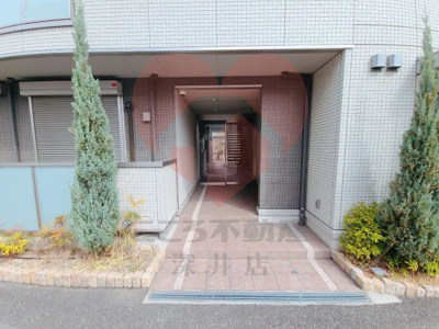 【エントランス】 | カーサ堺南花田D-room