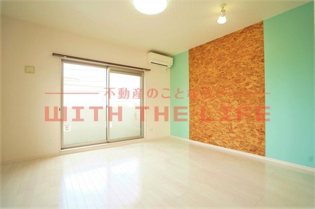  SALA13【キャッシュバック対象物件】の居間・リビング|使いやすい居間です