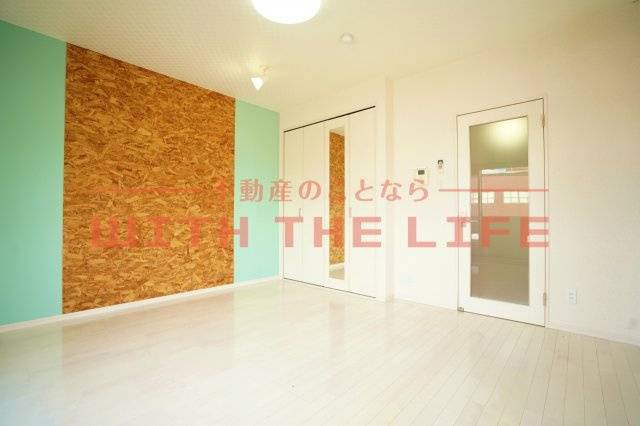  SALA13【キャッシュバック対象物件】の居間・リビング|ゆったり過ごせる居間です