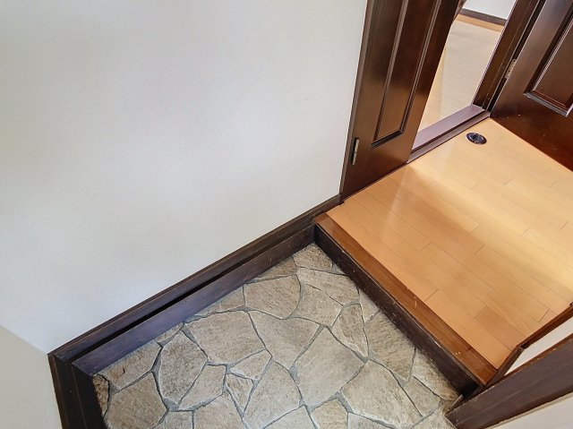 ダイヤ14鈴川の玄関