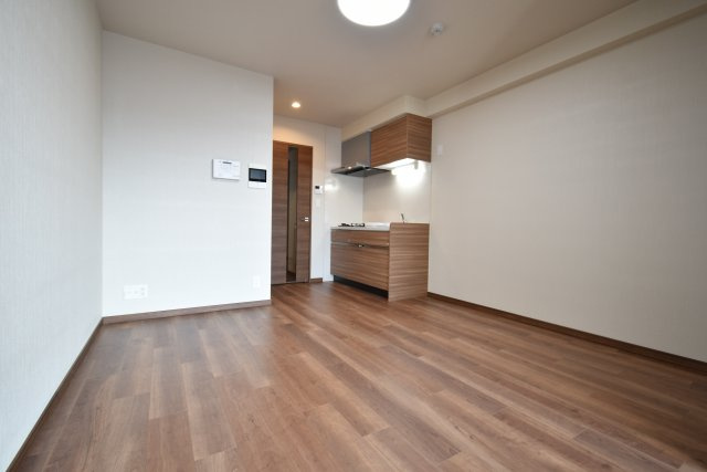 雅長岡天神の居間・リビング|使いやすい居間です