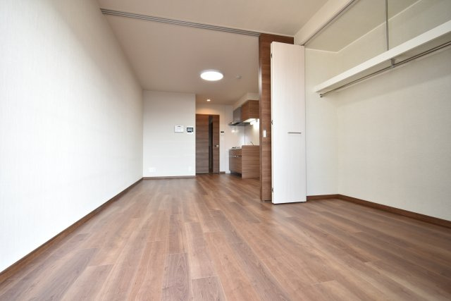 雅長岡天神の居間・リビング|ゆったり過ごせる居間です