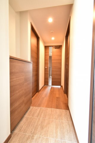 雅長岡天神の玄関