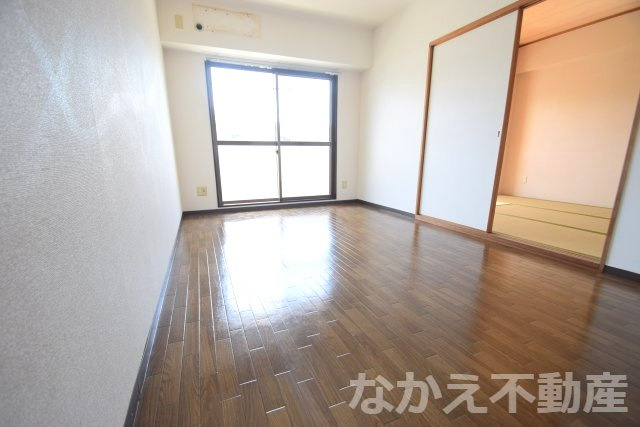 【寝室】 | 落ち着いて過ごせるお部屋なので、寝室にいかがでしょうか