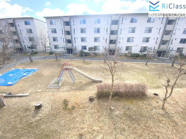 鈴蘭台第6住宅1号棟の展望