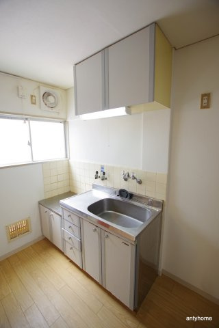 福島清水マンション　仲介手数料無料のキッチン