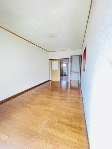 西江コーポ２の居間・リビング|ゆったりとしたリビングです