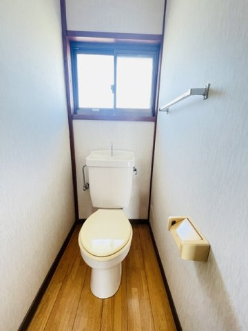 西江コーポ２のトイレ|コンパクトで使いやすいトイレです