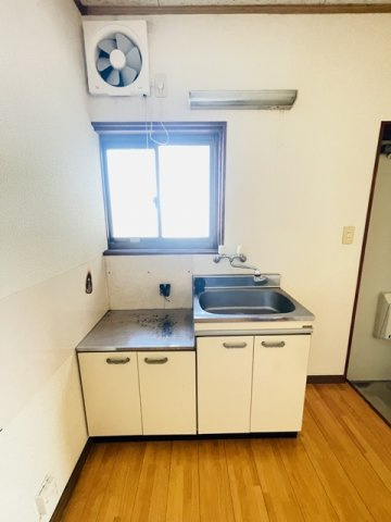 西江コーポ２のキッチン|使いやすいキッチンです