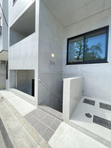 ラシクラス経堂のエントランス|清潔なエントランスです