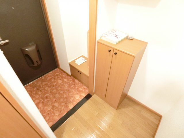 パレスひだまりの丘の玄関