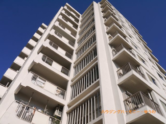 【外観】 | SRC造の重厚感ある総戸数101戸のビッグコミュニティ。