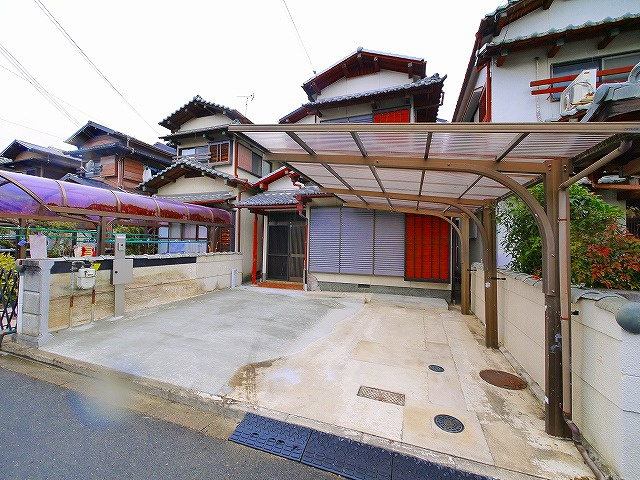 東九条町Vintage Houseの駐車場