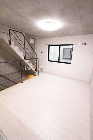 Land Palace武蔵小山の居間・リビング