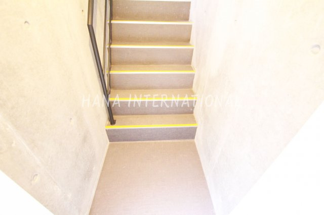 Land Palace武蔵小山の玄関