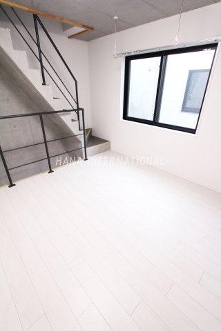 Land Palace武蔵小山の居間・リビング