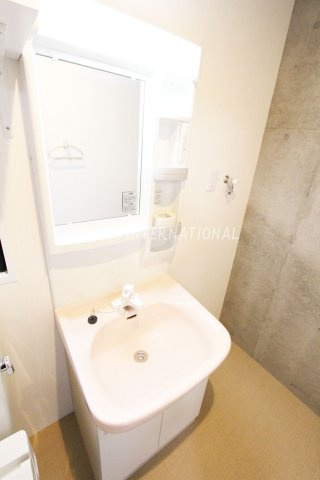 Land Palace武蔵小山の独立洗面台