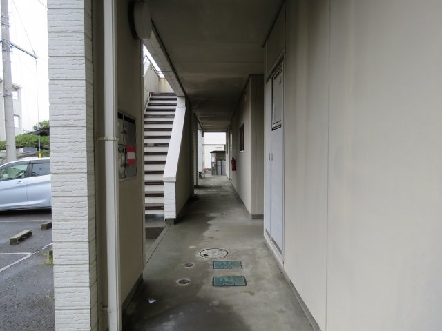 グランドメゾンBのエントランス