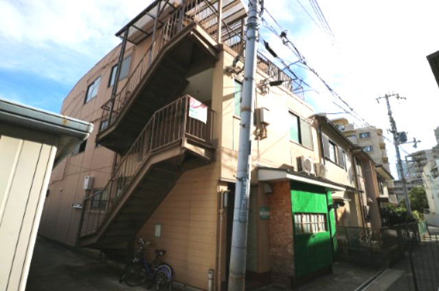広和ハイツの外観