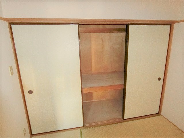 東ノ岡マンションの収納|※別部屋のイメージ写真です。