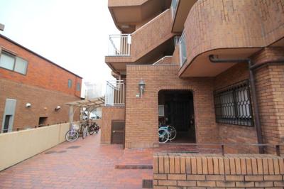 【エントランス】 | 緑ヶ丘コート