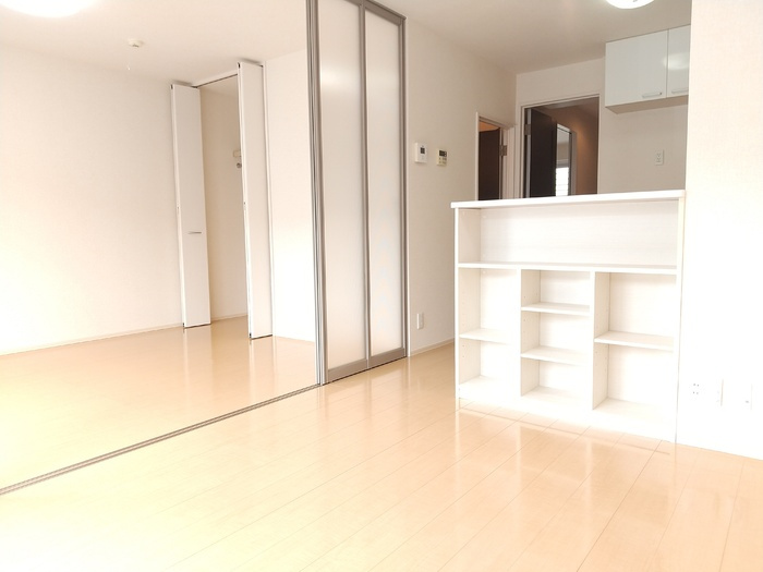 グランディールＡ棟の居間・リビング