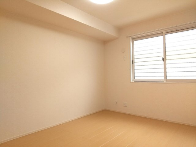 グランディールＡ棟の寝室