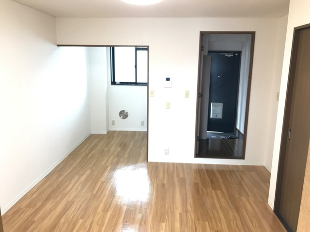 メゾン・ソレイユの居間・リビング|リビング