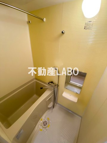 Luxeドーム前Ⅰの浴室