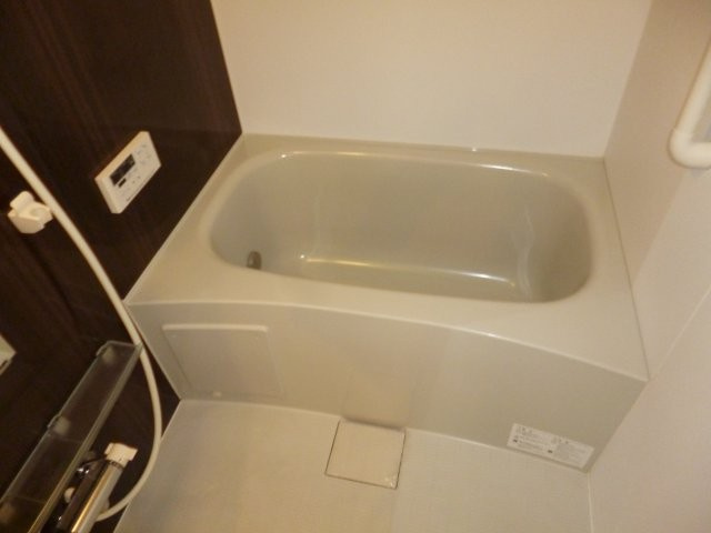 プリズムグレイスの浴室