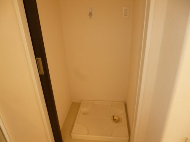 プリズムグレイスのその他|洗濯機置き場