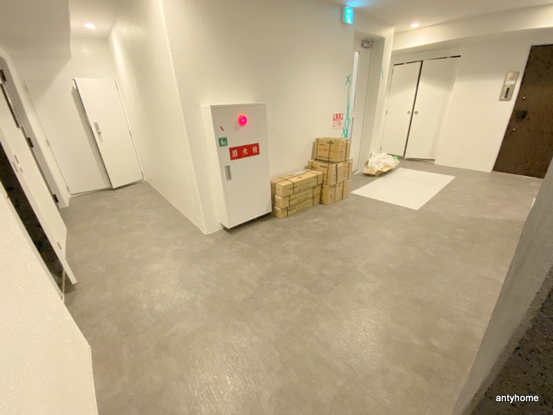 エステムコート谷町九丁目　仲介手数料無料のロビー