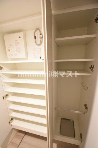 旧　プレールドゥーク堺筋本町Qのその他