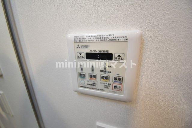 旧　プレールドゥーク堺筋本町Qの設備