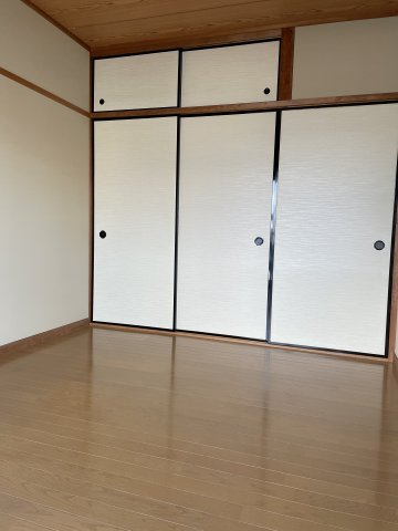 マリンハイツトミタの洋室