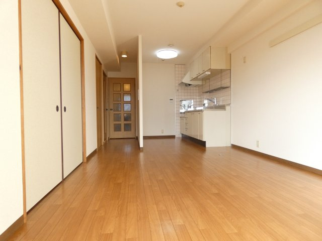 【居間・リビング】 | サンプラザ湯里南