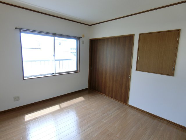 テラスハウス袴田の洋室