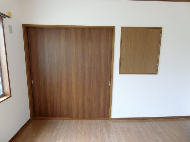 テラスハウス袴田の洋室