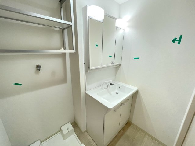 クリエオーレ菱屋西の洗面所