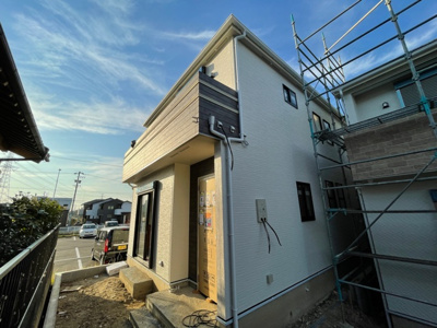 【外観】 | 守山区上志段味３期　5号棟〈仲介手数料無料〉志段味東小・志段味中　新築一戸建て | 〈内覧予約キャンペーン実施中！〉マックスバリュde住まい相談までご連絡下さい。